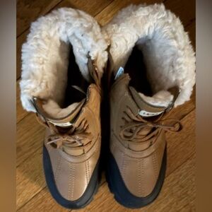 UGG - Kids Chestnut Ashton Addie Ankle Boots